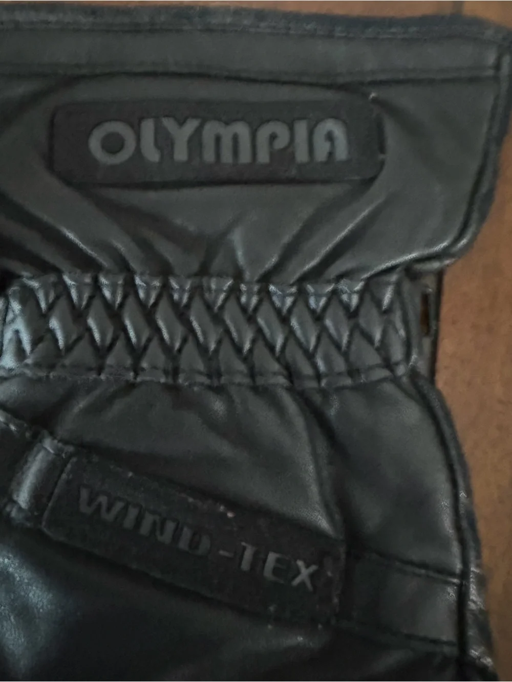 Black Leather Wind-Tex Gloves with velcro wrist!